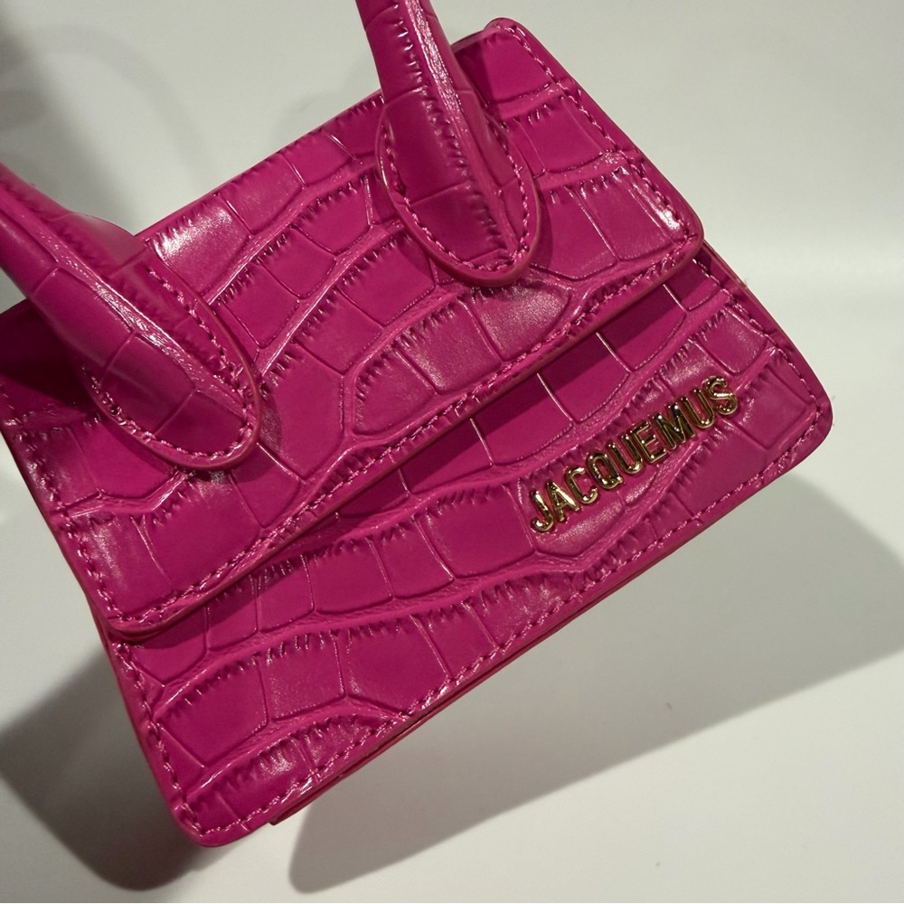 Jacquemus Fuschia Dragonfruit Pink Croc Leather Chiquito Crossbody Handbag Purse - Picture 2 of 10
